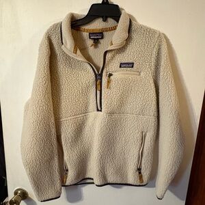 Patagonia Cream Fleece Pullover